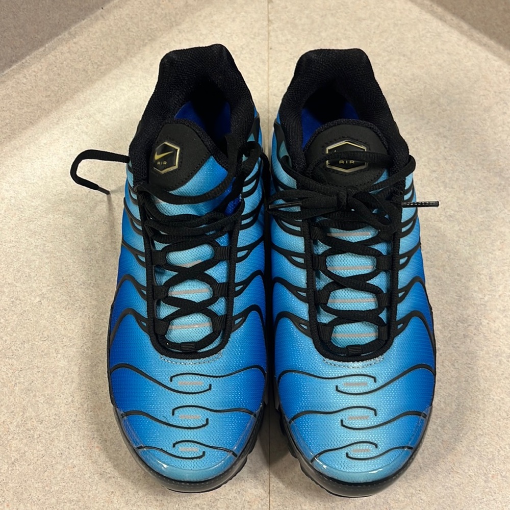 Nike Air Max Plus “hyper blue”